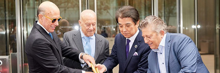 L&L Holding Company celebrates completion of 688,000 s/f 425 Park Ave. office tower - designed by Pritzker Prize-winning architect Lord Norman Foster